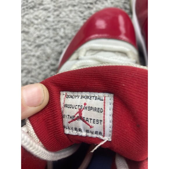 Nike Air Jordan 11 Retro High Cherry Varsity Red Men 9 Sneakers CT8012-116 - Picture 7 of 9